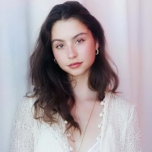 Avatar for Carys Zeta