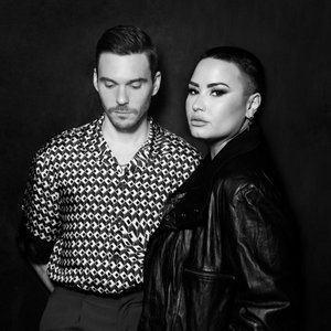 Winnetka Bowling League, Demi Lovato 的头像