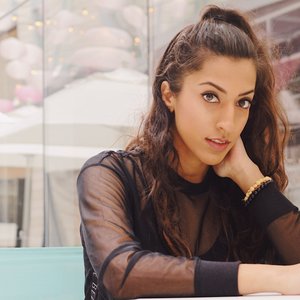 Anjali Taneja のアバター