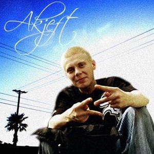 Akjeft 的头像