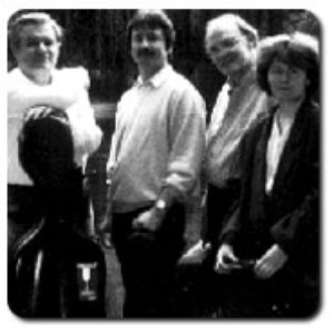 Festetics Quartet - Istvan Kertesz (I skrzypce) Erika Petofi (II skrzypce) Peter Ligeti (altówka) Rezso Pertorini (wiolonczela) 的头像