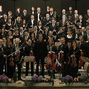 Fulda Symphonic Orchestra, Conductor: Simon Schindler; Performer: Johannes Volker Schmidt (piano) 的头像