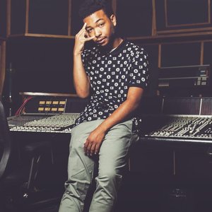 Clay "Krucial" Perry III 的头像