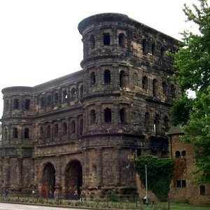 Trier 的头像
