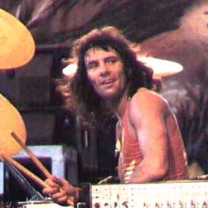 Aynsley Dunbar photo provided by Last.fm