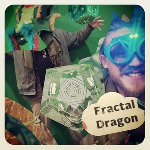 Fractal Dragon 的头像