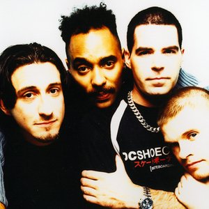 Dog Eat Dog のアバター
