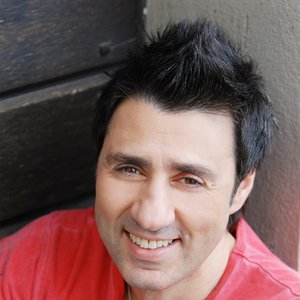 Chris Alexandros 的头像