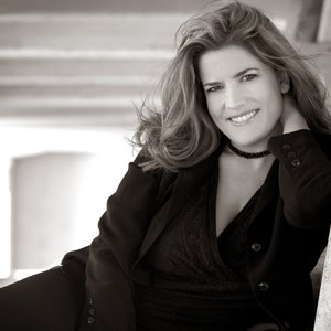 “Colleen McNabb”的封面