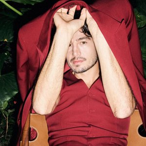 Tiago Iorc 的头像