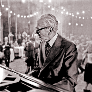 Osvaldo Pugliese photo provided by Last.fm