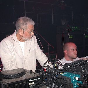 Yasunao Tone & Hecker için avatar