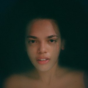 Ella More 的头像