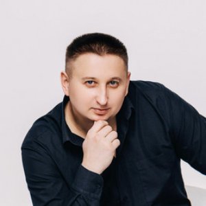 Влад Комар 的头像