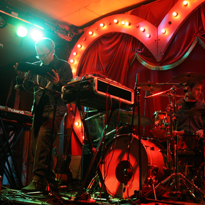 Crackle photo provided by Last.fm