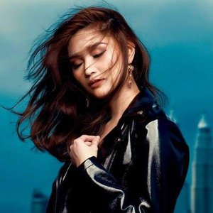 Ayda Jebat 的头像