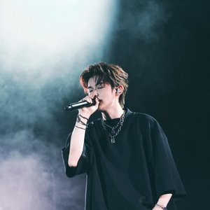 XMASwu吴骜 のアバター