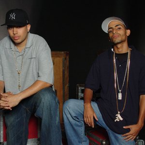 Arcangel y De La Ghetto için avatar