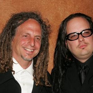 Jonathan Davis & Richard Gibbs のアバター