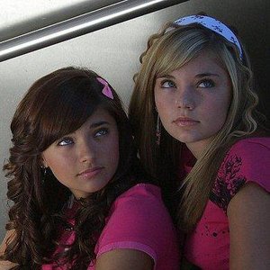 Avatar for Taylor and Tori Thompson