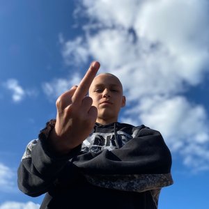 Ung T!zman 的头像