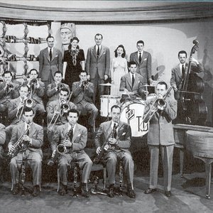 Аватар для Tommy Dorsey Orchestra