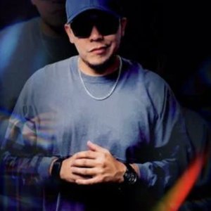 Dj Santarosa 的头像