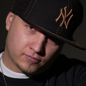 Abroo photo provided by Last.fm