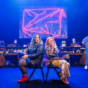 Kathy & Stella Solve A Murder! 的头像