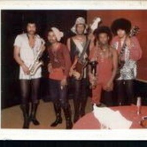 Eddie Finley-w-The Cincinnati Show Band 的头像