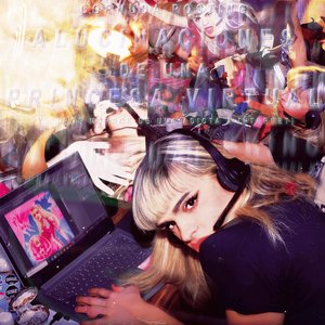 Alucinaciones de una Princesa Virtual (Y Otros Morbos de Una Adicta a Internet)