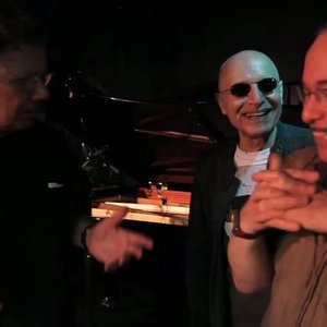 Chick Corea, Eddie Gomez, Paul Motian 的头像
