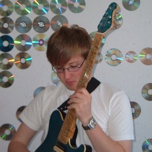 Lewis Murray のアバター