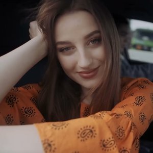 Reghina Alexandrina 的头像