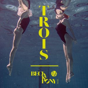 Trois