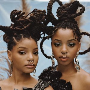 Chloe × Halle 的头像
