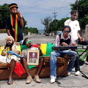 The Uprising Roots 的头像