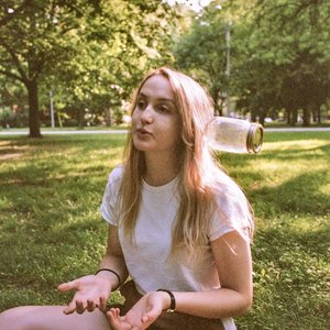 Ella Farlinger 的头像