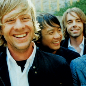 Switchfoot photo provided by Last.fm