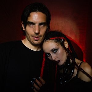 Apashe & Alina Pash 的头像