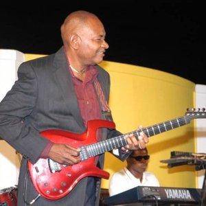 dwight pinkey 的头像