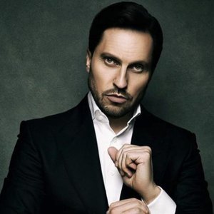 Artur Pirozhkov 的头像