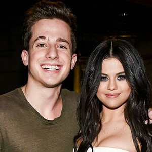 Charlie Puth ft. Selena Gomez 的头像