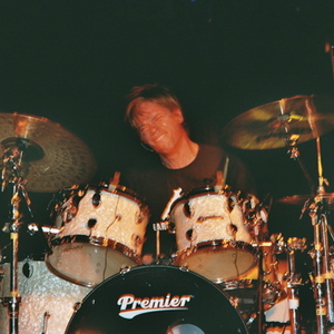 Earth Affair photo provided by Last.fm