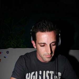 Joshua G 的头像