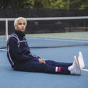 Kiss Avery 的头像