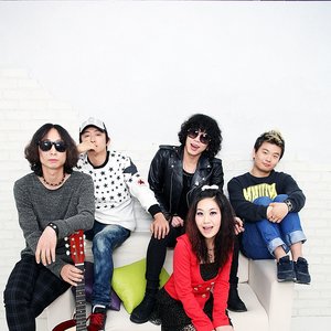 Avatar for 로맨틱 펀치