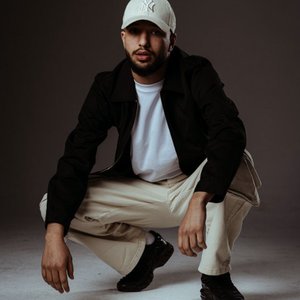 Aymen 的头像