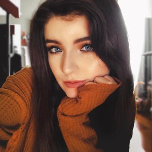 Dakota Rhodes 的头像
