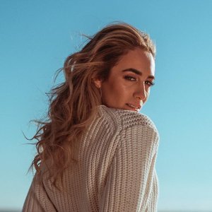 Avatar for Chloe Stroll